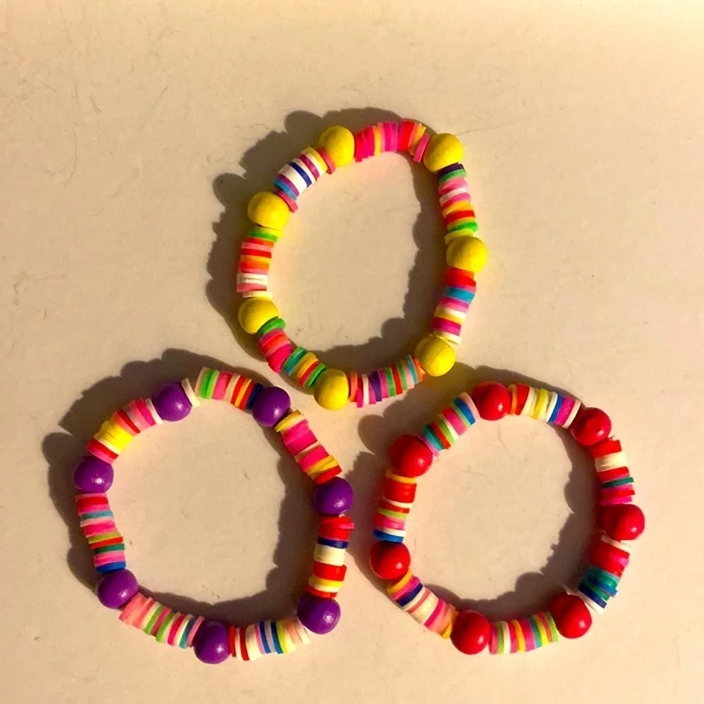 Kids stretch bracelet bundle, 3 bracelet lot, Multicolor, Beaded, Vibrant, NWOT
